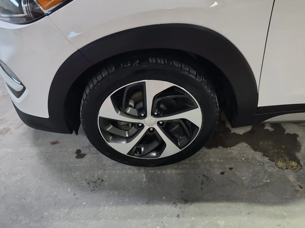 Hyundai Tucson * SE * CARFAX *  - изображение 5