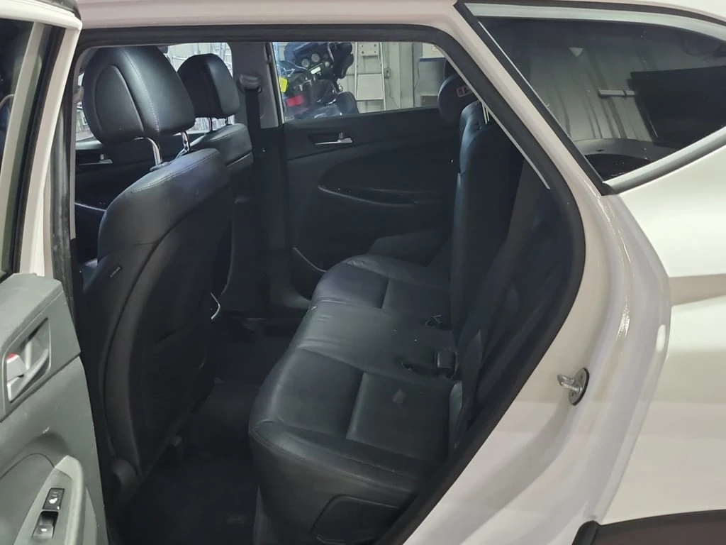 Hyundai Tucson * SE * CARFAX *  | Mobile.bg � ����������� 12