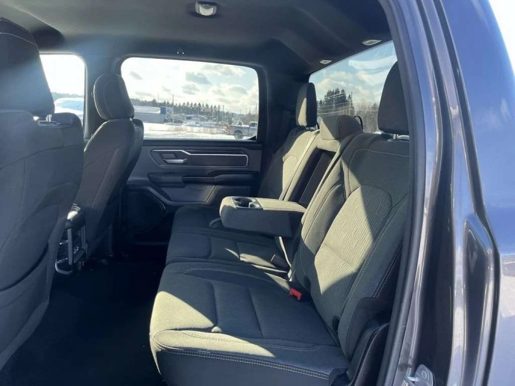 Dodge RAM 1500 2022 * CARFAX * ��� ������������ ������ | Mobile.bg � ����������� 16