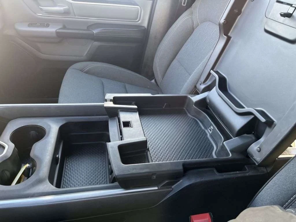 Dodge RAM 1500 2022 * CARFAX * ��� ������������ ������ | Mobile.bg � ����������� 13