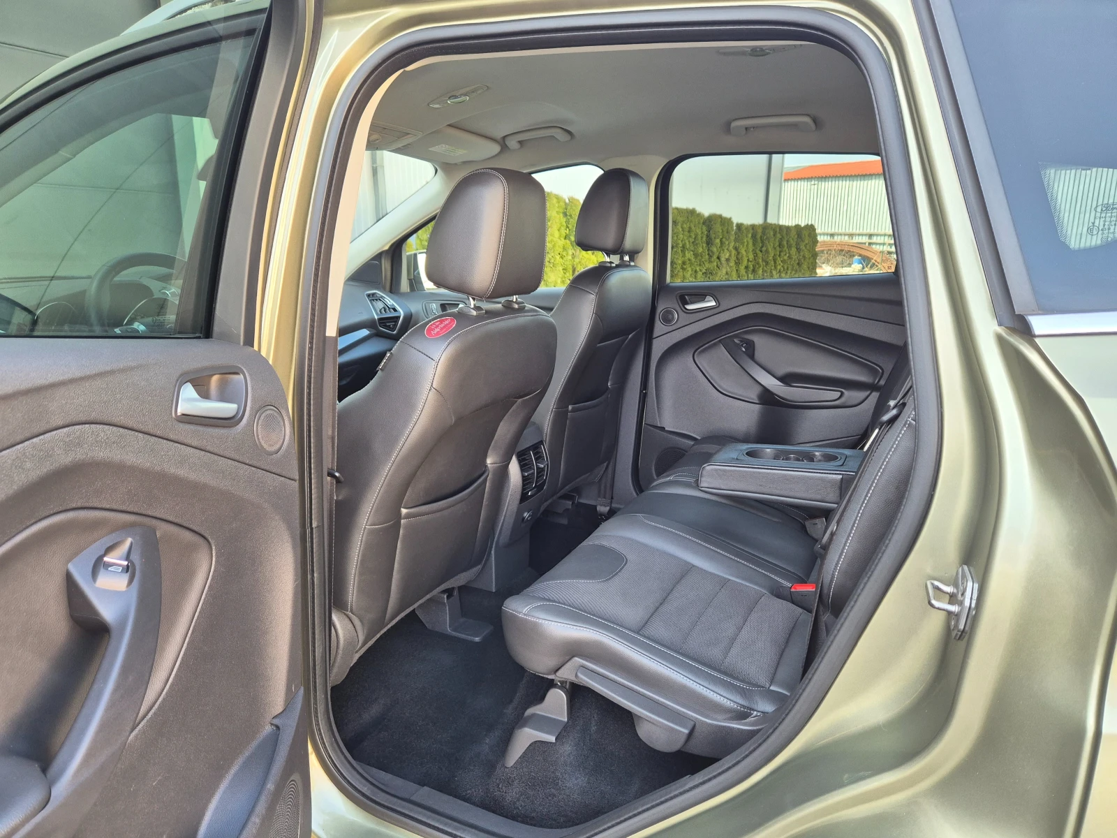 Ford Kuga KUGA TITANIUM 4WD 2.0D NAVI AVTOMAT KOJA , снимка 13 - Автомобили и джипове - 53335738