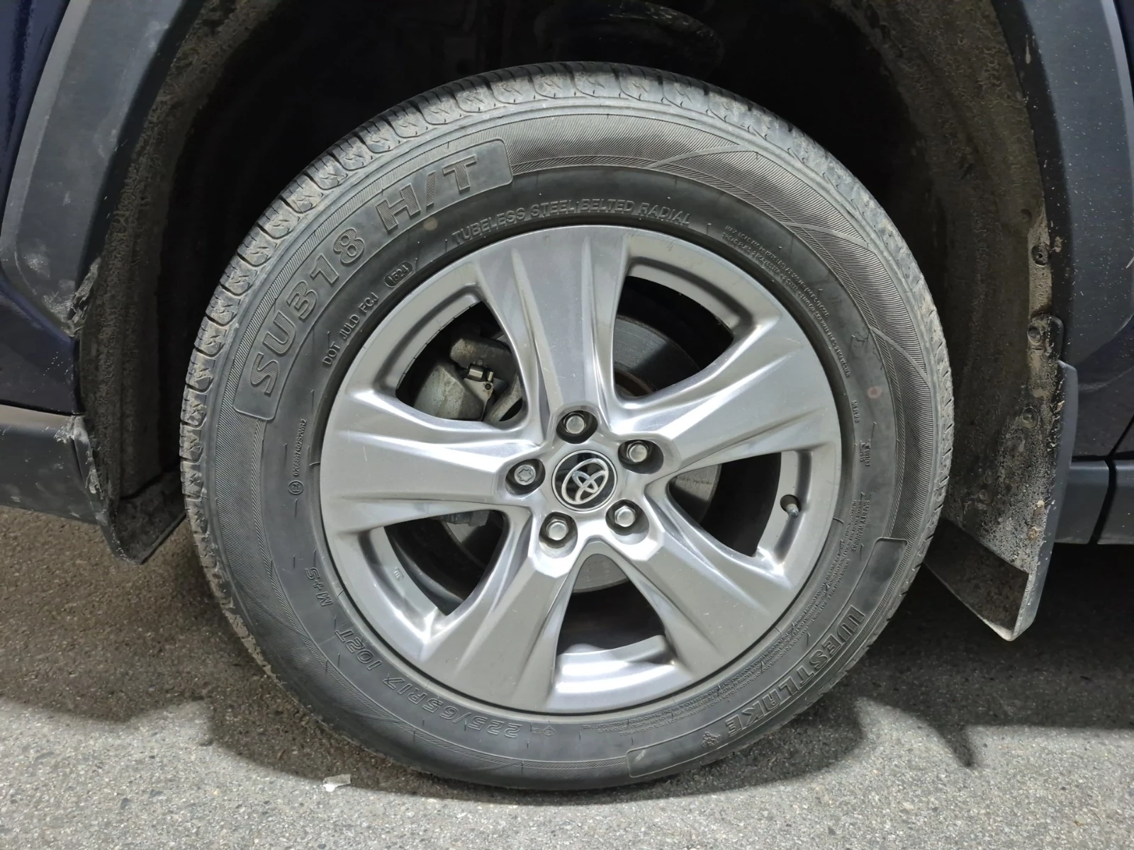 Toyota Rav4 2.5| 4x4| ПОДГРЕВ НА ВОЛАНА| PANORAMA| CARFAX - изображение 5