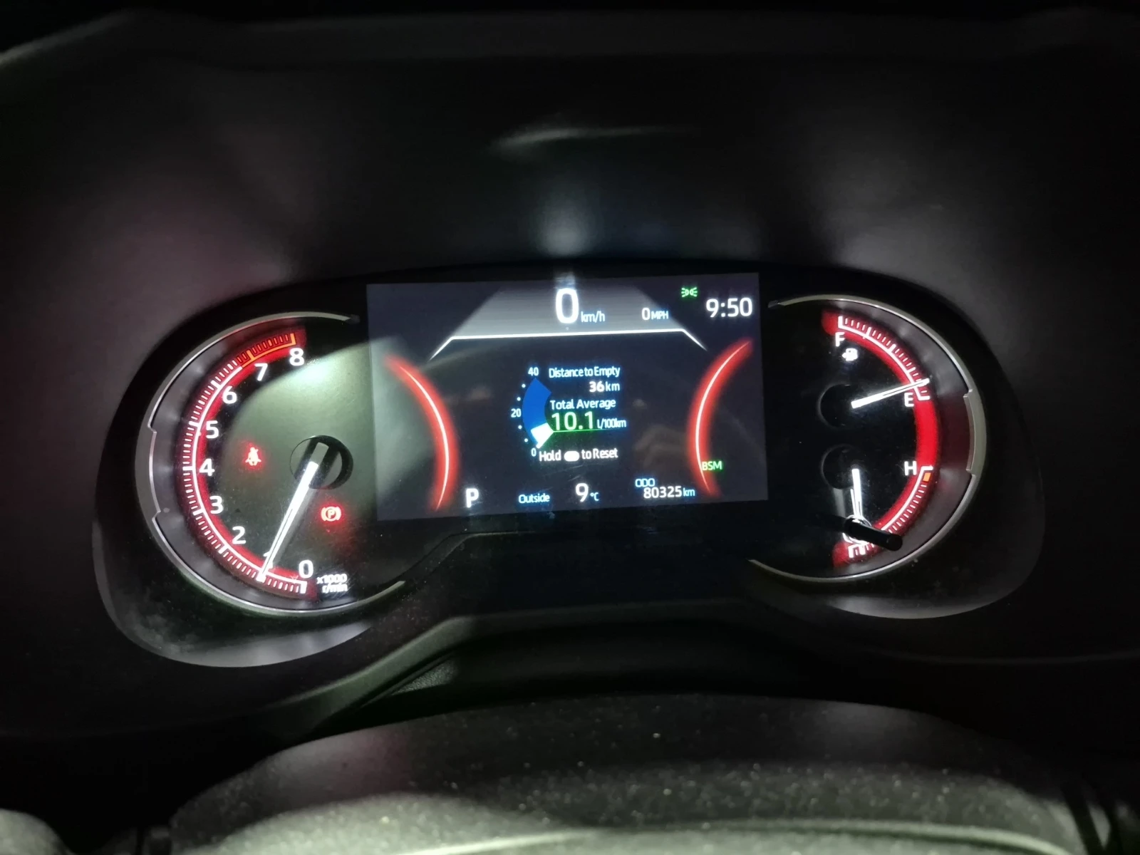 Toyota Rav4 2.5| 4x4| ПОДГРЕВ НА ВОЛАНА| PANORAMA| CARFAX - изображение 8