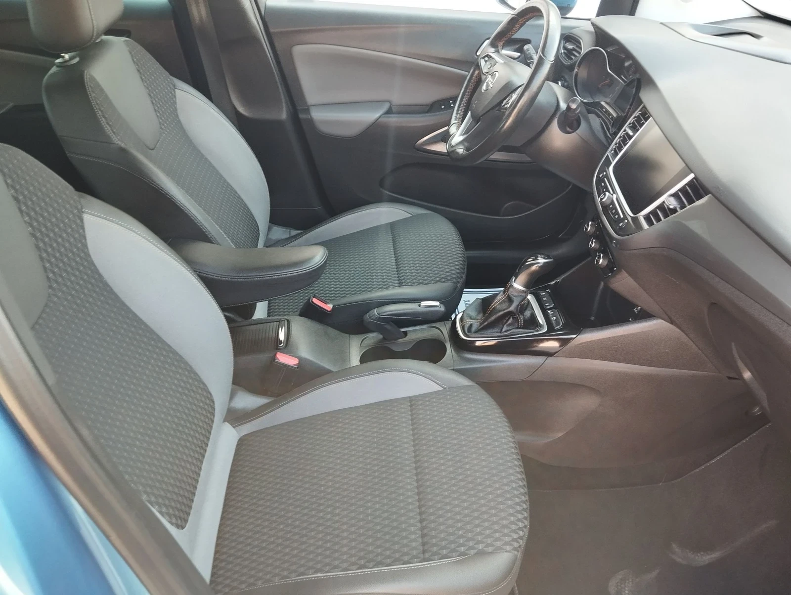 Opel Crossland X 1.2i turbo full extra cosmo , снимка 9 - Автомобили и джипове - 53829867