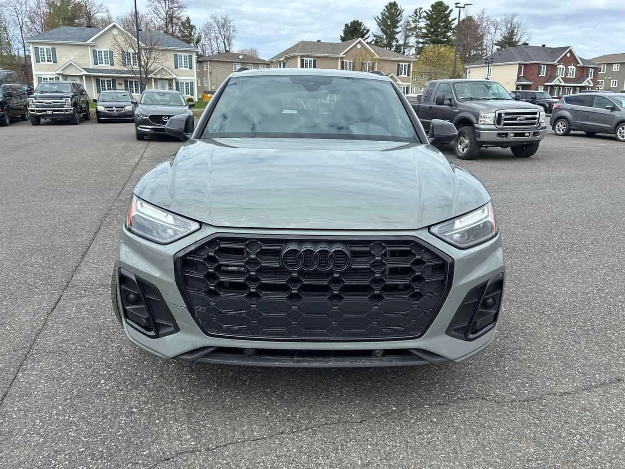 Audi Q5 Progressiv 55 TFSI/ПАНОРАМА/ДИСТРОНИК, снимка 2 - Автомобили и джипове - 54360959