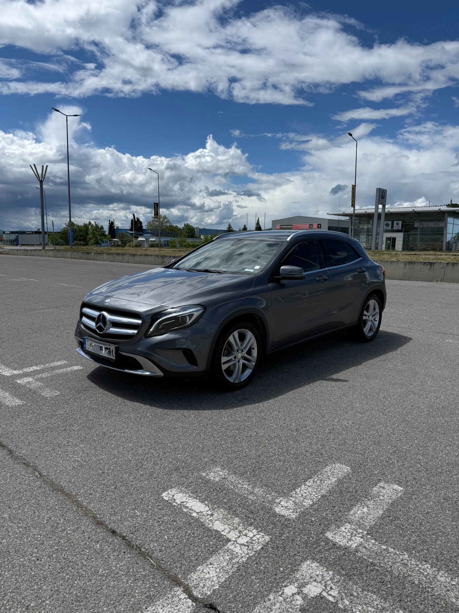 Mercedes-Benz GLA 200 7G Tronic 4matic Реални км. Като Нова