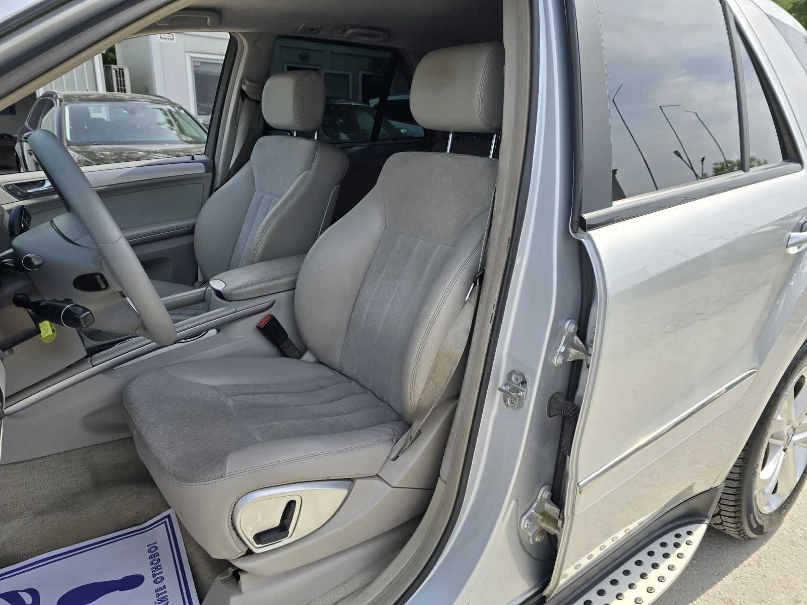 Mercedes-Benz ML 420 CDI 306к.с 4MATIC Въздух Топ състояние , снимка 9 - Автомобили и джипове - 54607967