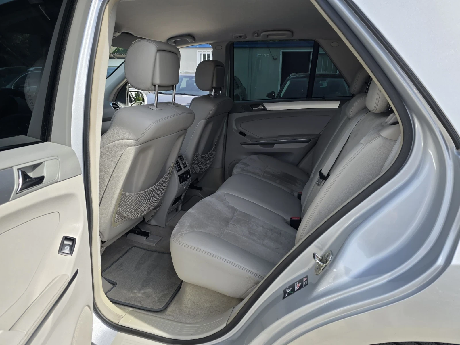 Mercedes-Benz ML 420 CDI 306к.с 4MATIC Въздух Топ състояние , снимка 11 - Автомобили и джипове - 54607967