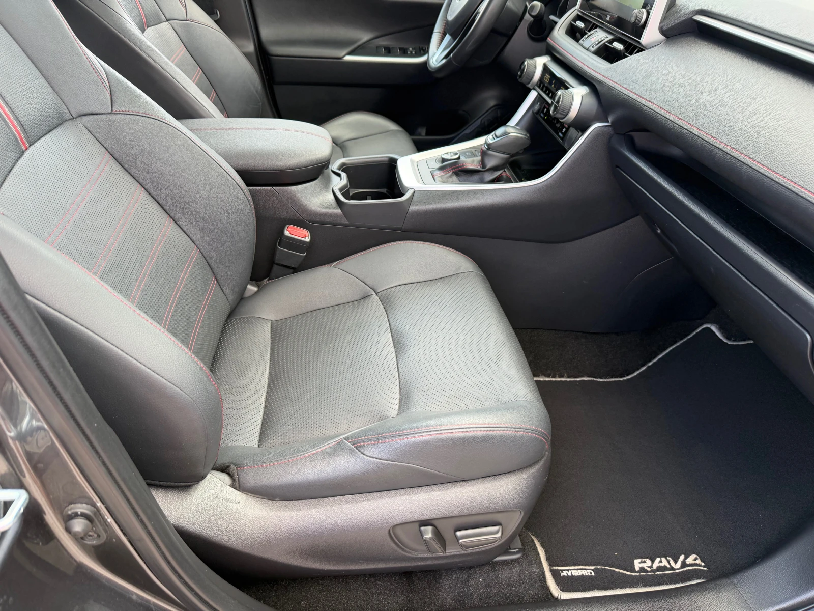 Toyota Rav4 2.5 PLUG IN HYBRID, снимка 12 - Автомобили и джипове - 54967418