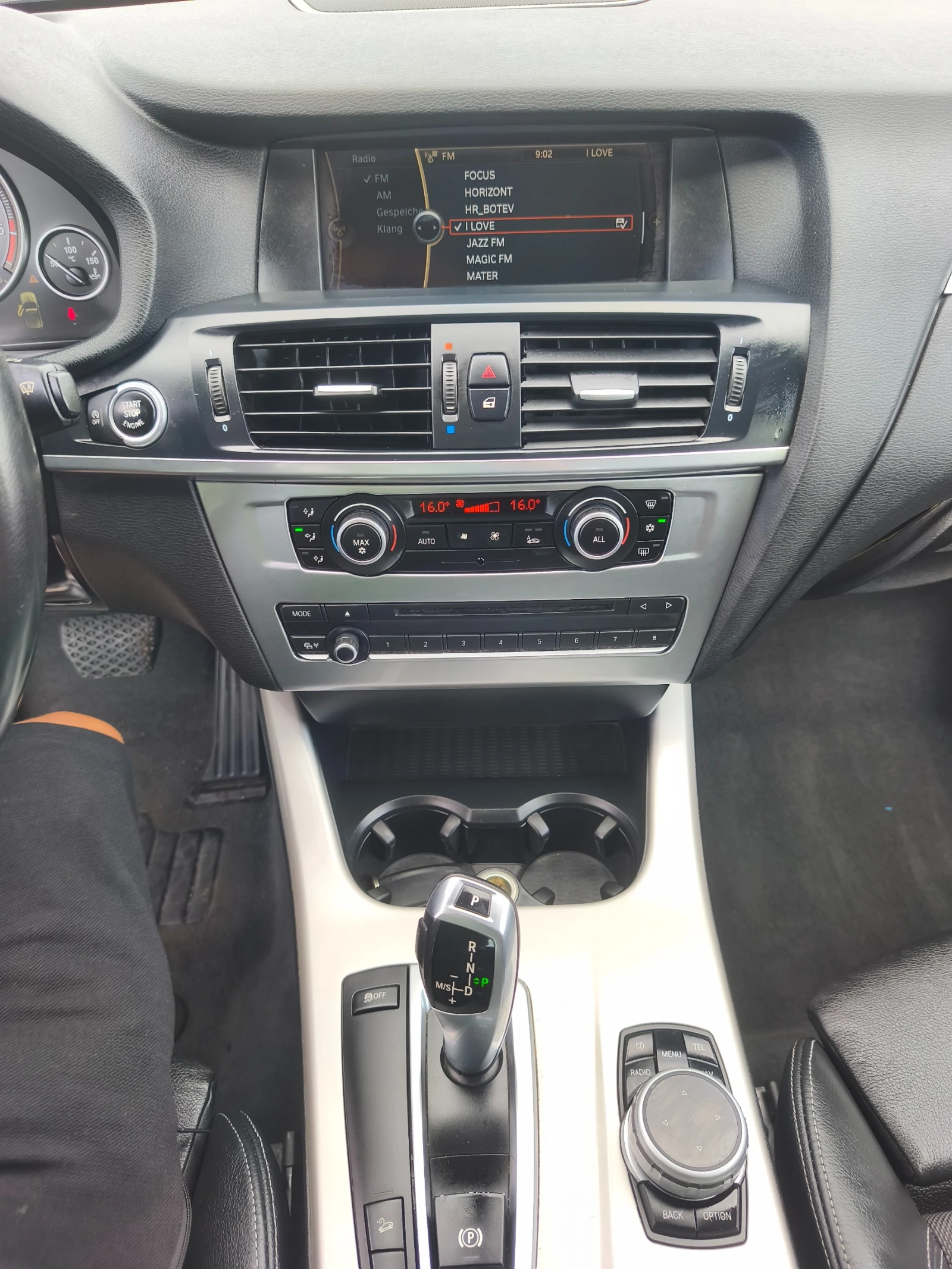 BMW X3 2.0d Xdrive Automat Xenon, снимка 10 - Автомобили и джипове - 55131326