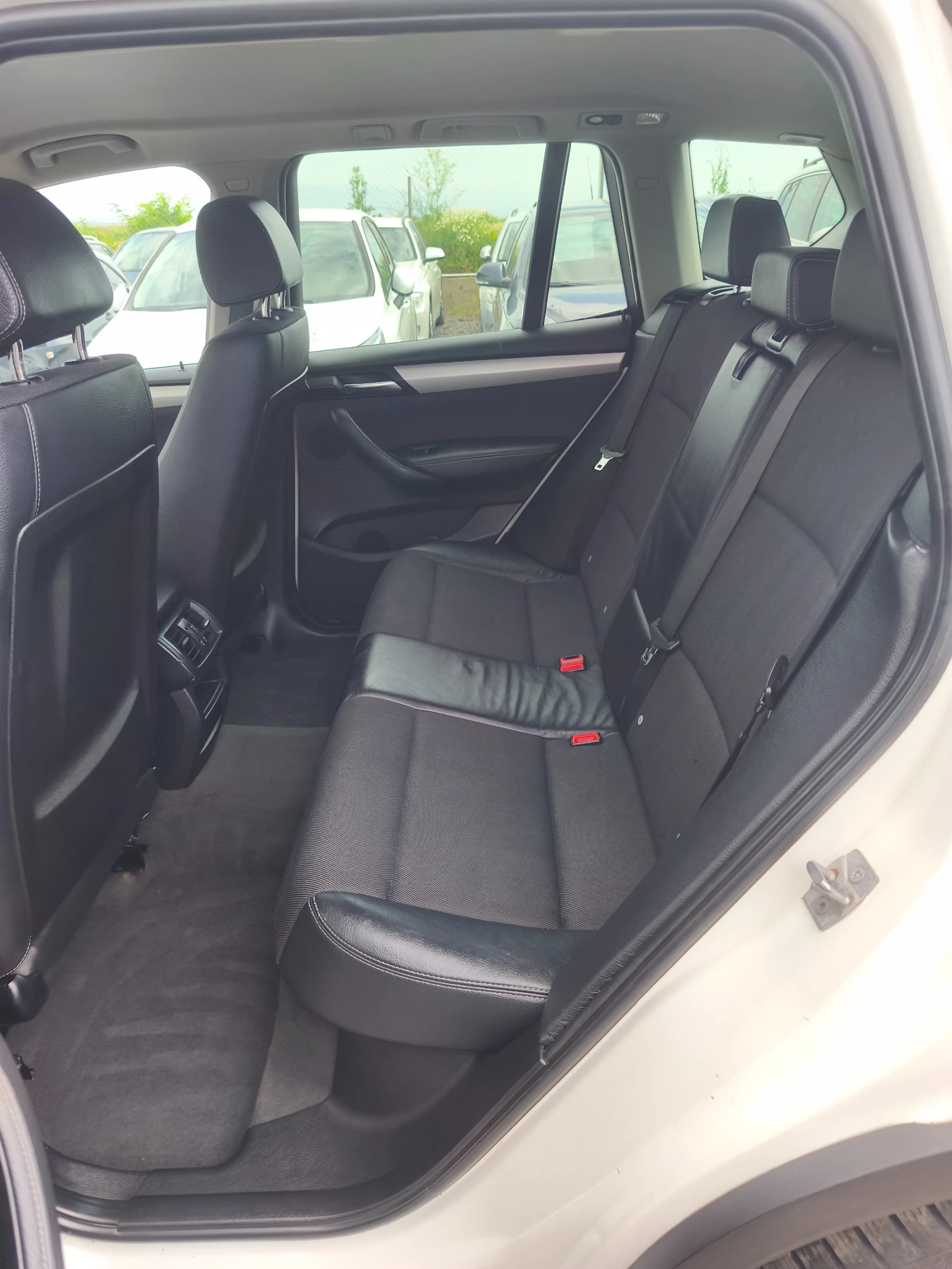 BMW X3 2.0d Xdrive Automat Xenon, снимка 12 - Автомобили и джипове - 55131326
