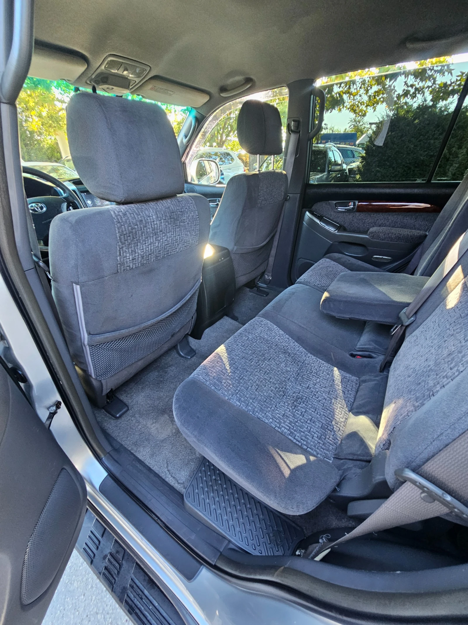 Toyota Land cruiser 120, снимка 7 - Автомобили и джипове - 56095826