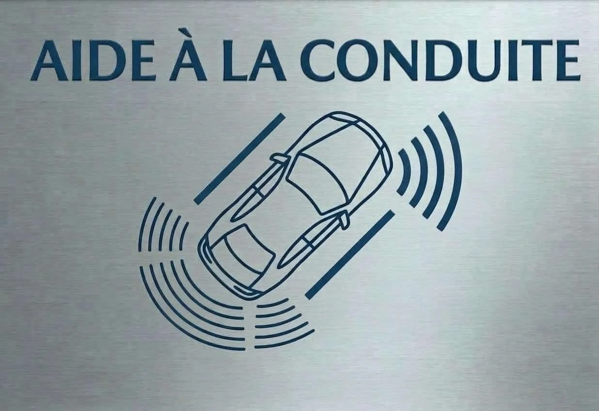 Honda Cr-v * 2.0 Hybrid Touring AWD, AUCUN ACCIDENT, SI?GES C | Mobile.bg � ����������� 16