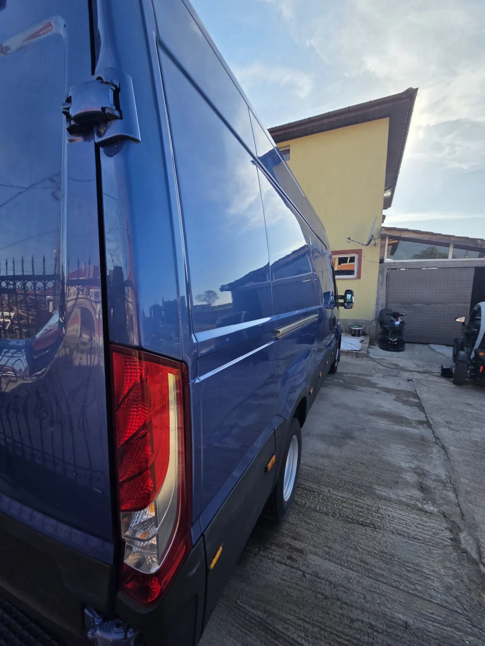 Iveco Daily 35S210, двойна гума, снимка 6 - Бусове и автобуси - 54768777