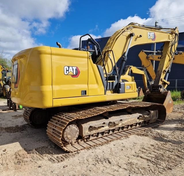 Багер Caterpillar 320 - изображение 3