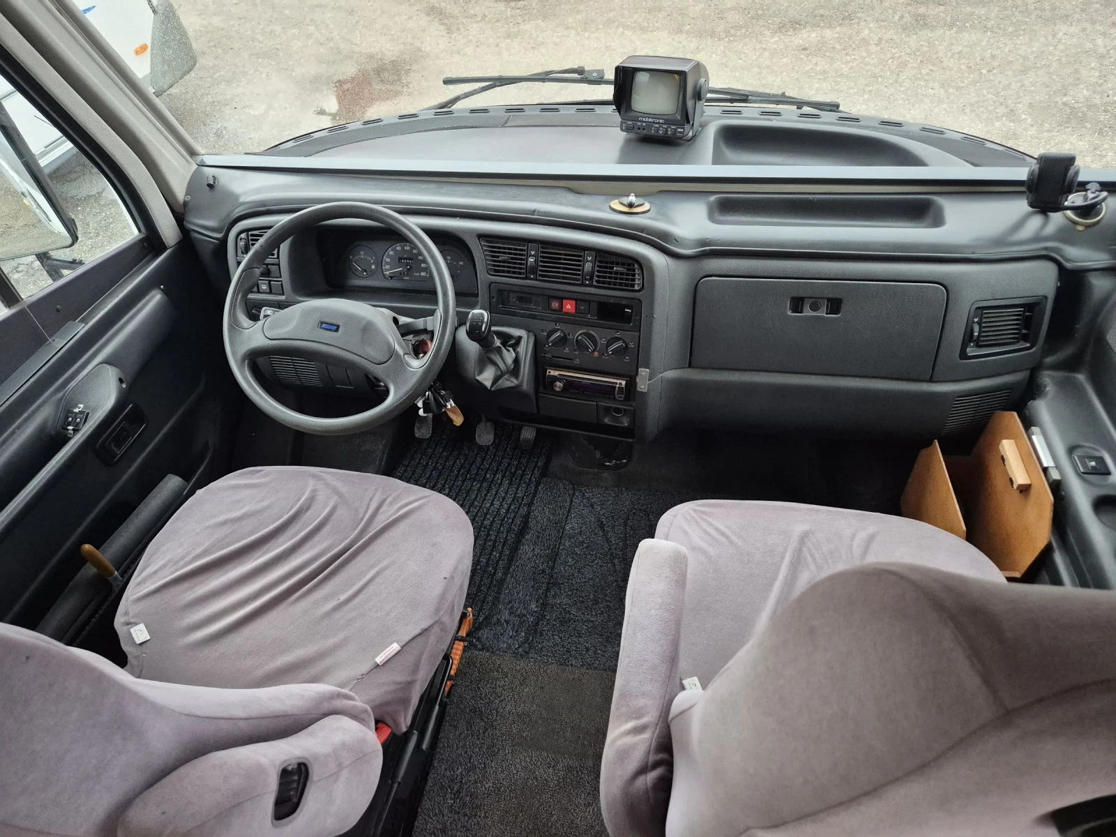  Knaus | Mobile.bg   13