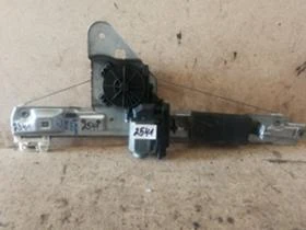 Стъклоповдигач преден десен RENAULT MEGANE 2 , снимка 1