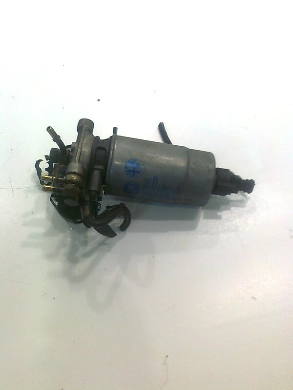 тяло горивен филтър за Фиат Стило 1.9 16В