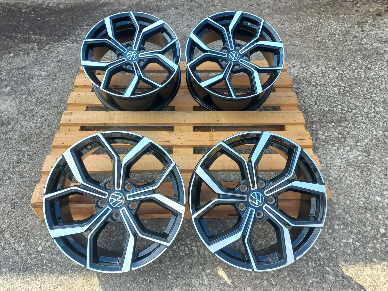 Джанти за VW, снимка 4 - Гуми и джанти - 53953483