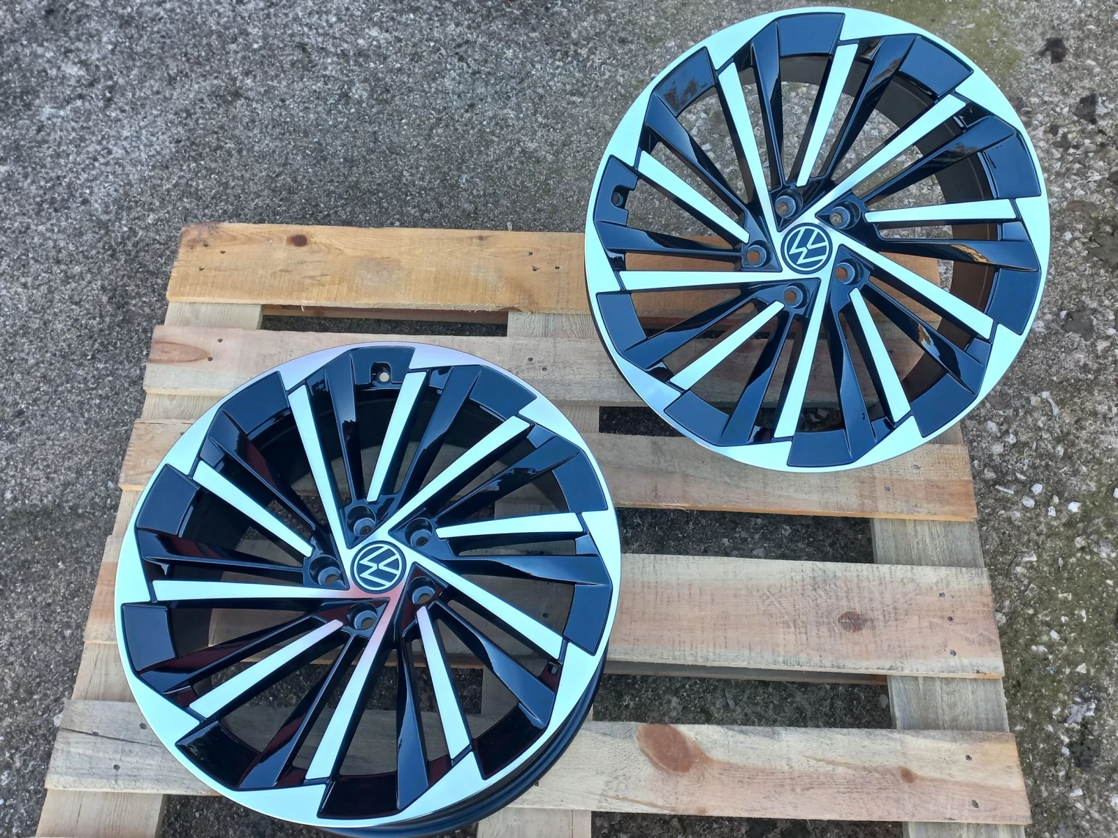Джанти за Skoda Superb, снимка 9 - Гуми и джанти - 56330424