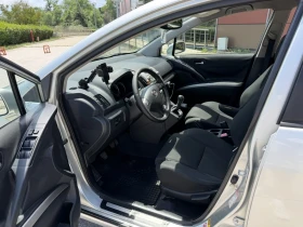 Toyota Corolla verso 2.2 D-4D, снимка 9