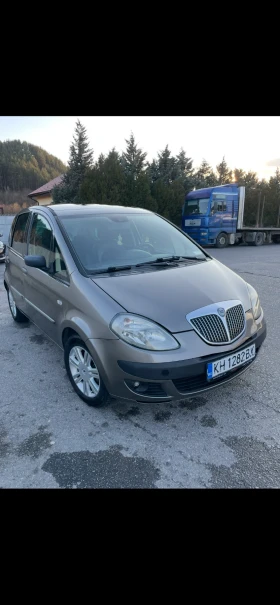 Lancia Musa 1.4I 16V | Mobile.bg    2