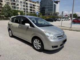 Toyota Corolla verso 2.2 D-4D - 2400 € / 4693.99 лв. - 79994642 2