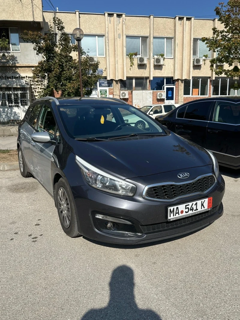 Kia Ceed, снимка 1 - Автомобили и джипове - 47407160