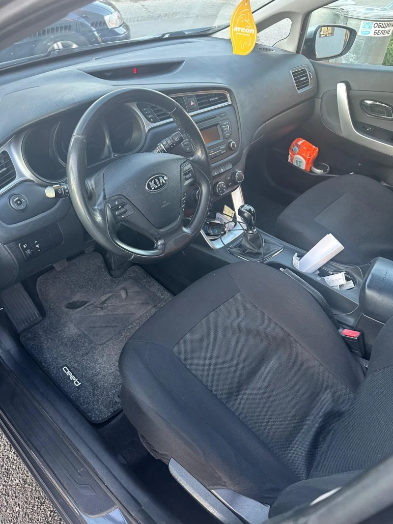 Kia Ceed, снимка 5 - Автомобили и джипове - 47407160