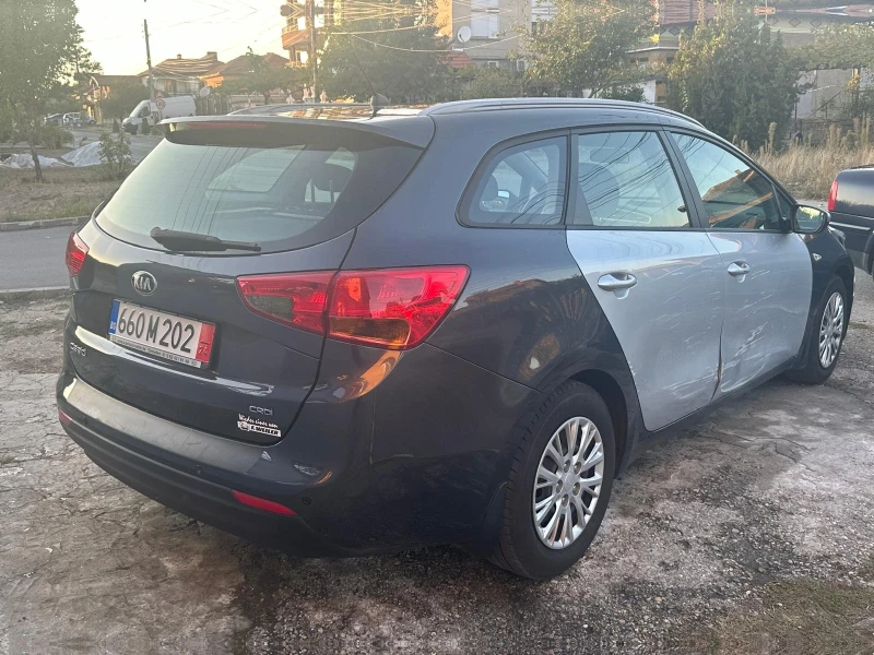 Kia Ceed, снимка 3 - Автомобили и джипове - 47407160