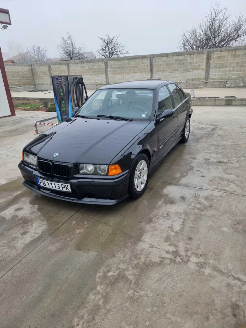 BMW 318, снимка 1 - Автомобили и джипове - 48868081