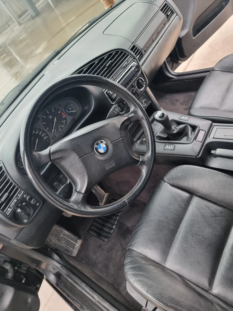 BMW 318, снимка 8 - Автомобили и джипове - 48868081