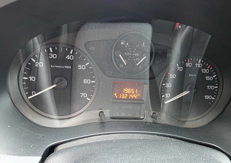 Citroen Berlingo 1.6 HDI 500 CLUB, снимка 2 - Автомобили и джипове - 51254776