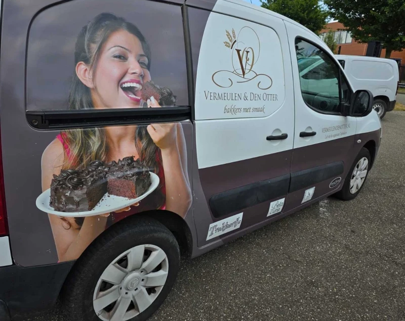 Citroen Berlingo 1.6 HDI 500 CLUB, снимка 10 - Автомобили и джипове - 51254776