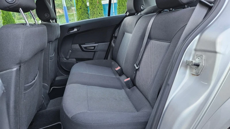 Opel Astra 1.4 GAZ/KLIMA/FACELIFT, снимка 13 - Автомобили и джипове - 52128588