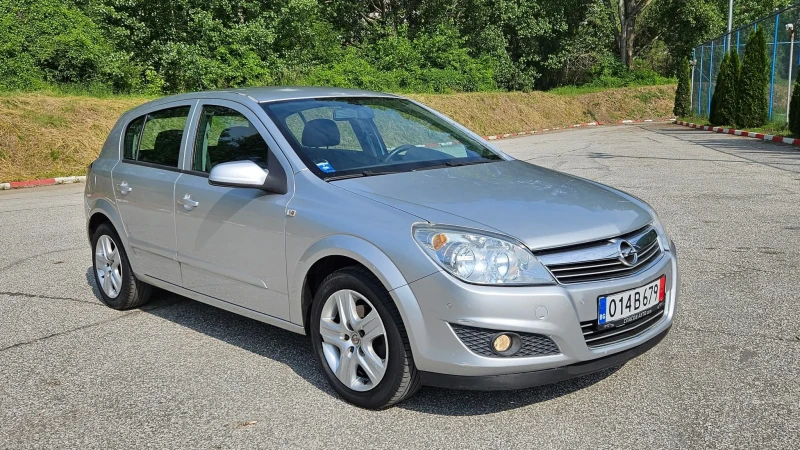 Opel Astra 1.4 GAZ/KLIMA/FACELIFT, снимка 7 - Автомобили и джипове - 52128588