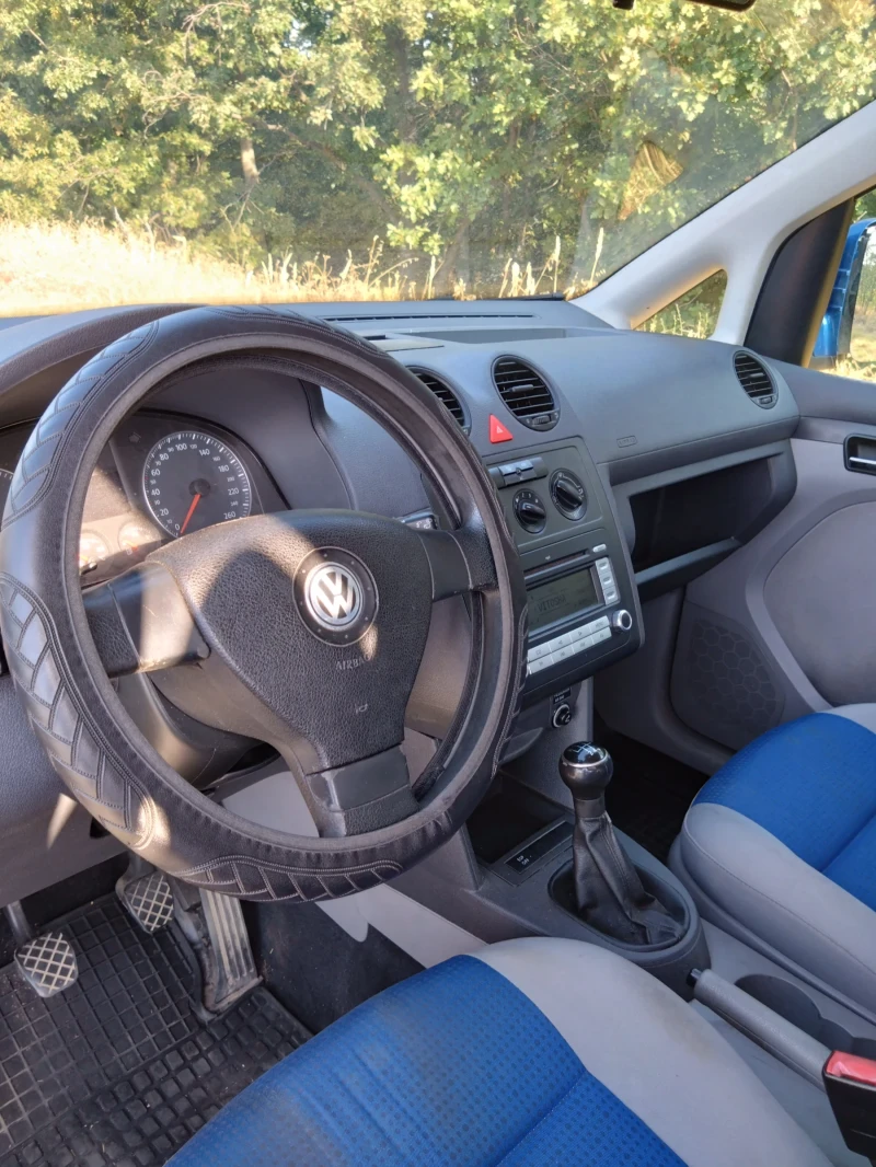 VW Caddy, снимка 15 - Автомобили и джипове - 52306267