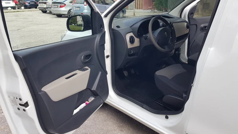 Dacia Dokker, снимка 11 - Автомобили и джипове - 52829462