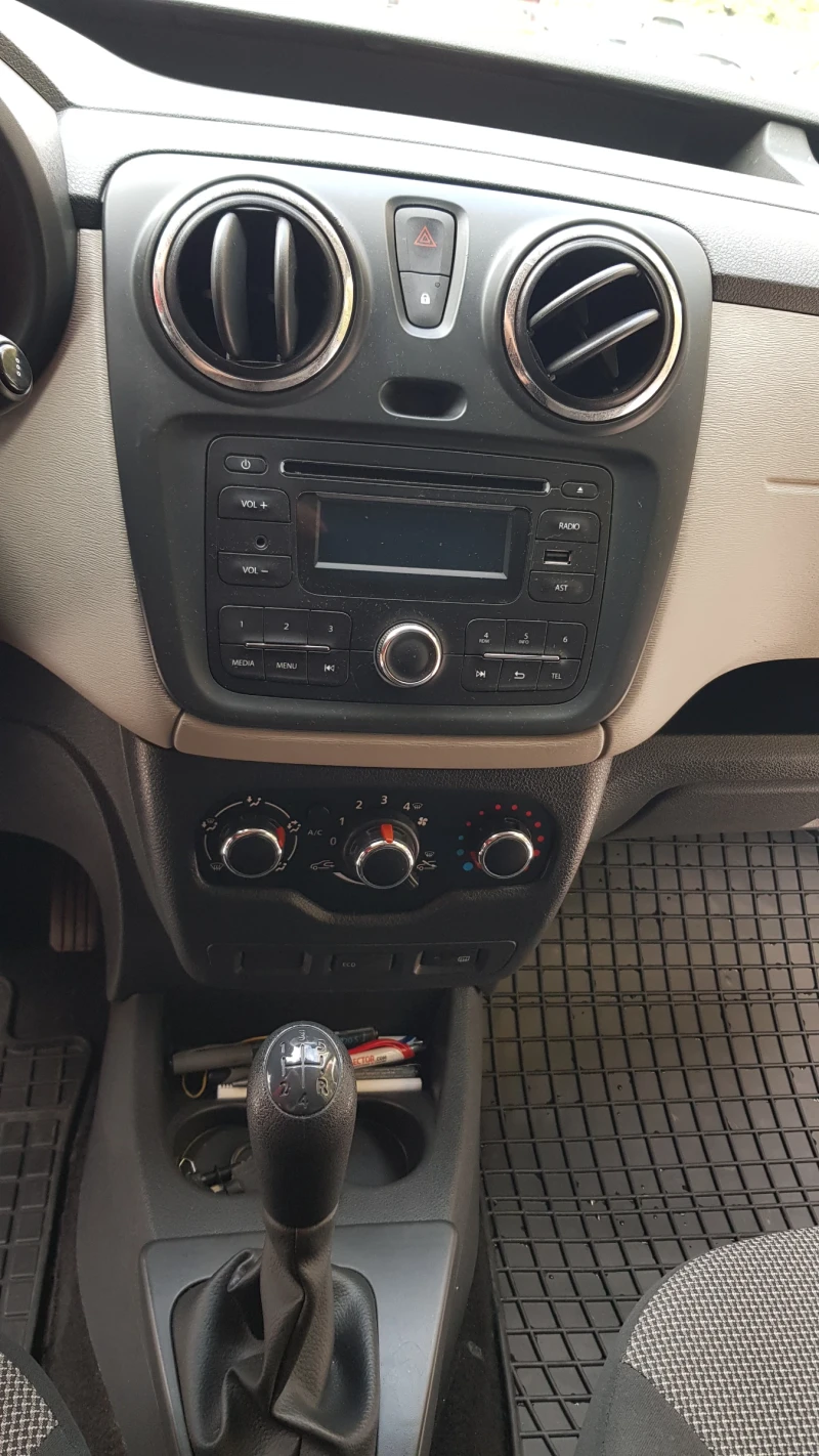 Dacia Dokker, снимка 10 - Автомобили и джипове - 52829462