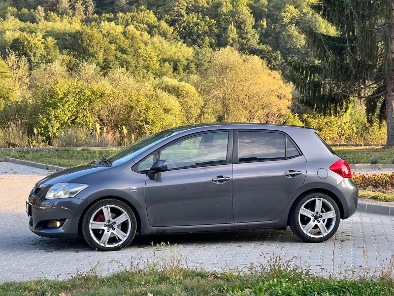 Toyota Auris, снимка 4 - Автомобили и джипове - 52949860