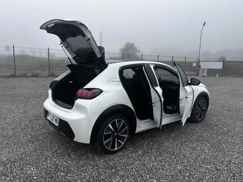 Peugeot 208 1.2, Euro 6, Нов Внос GT LINE 85 218km, снимка 7 - Автомобили и джипове - 53416737