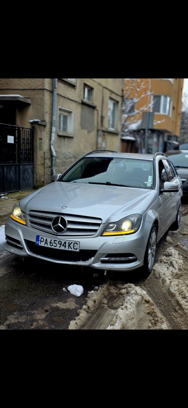 Mercedes-Benz C 220, снимка 3 - Автомобили и джипове - 53527549