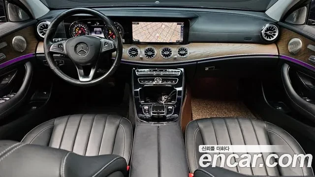 Mercedes-Benz E 220 E Class W213 E220D Exclusive - изображение 7
