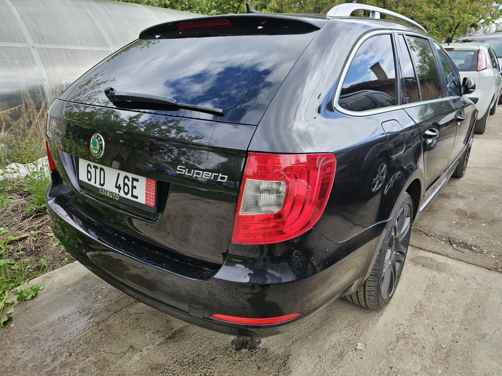 Skoda Superb 2.0TDI 170 DSG  - изображение 4