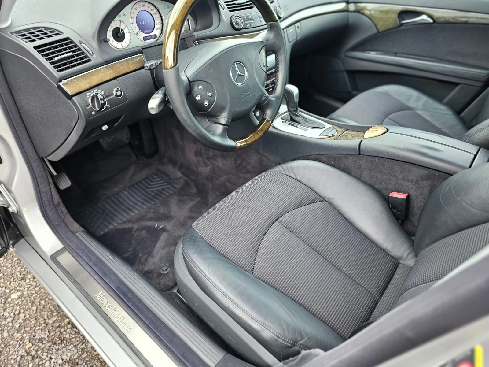 Mercedes-Benz E 320 avangarde | Mobile.bg — изображение 11