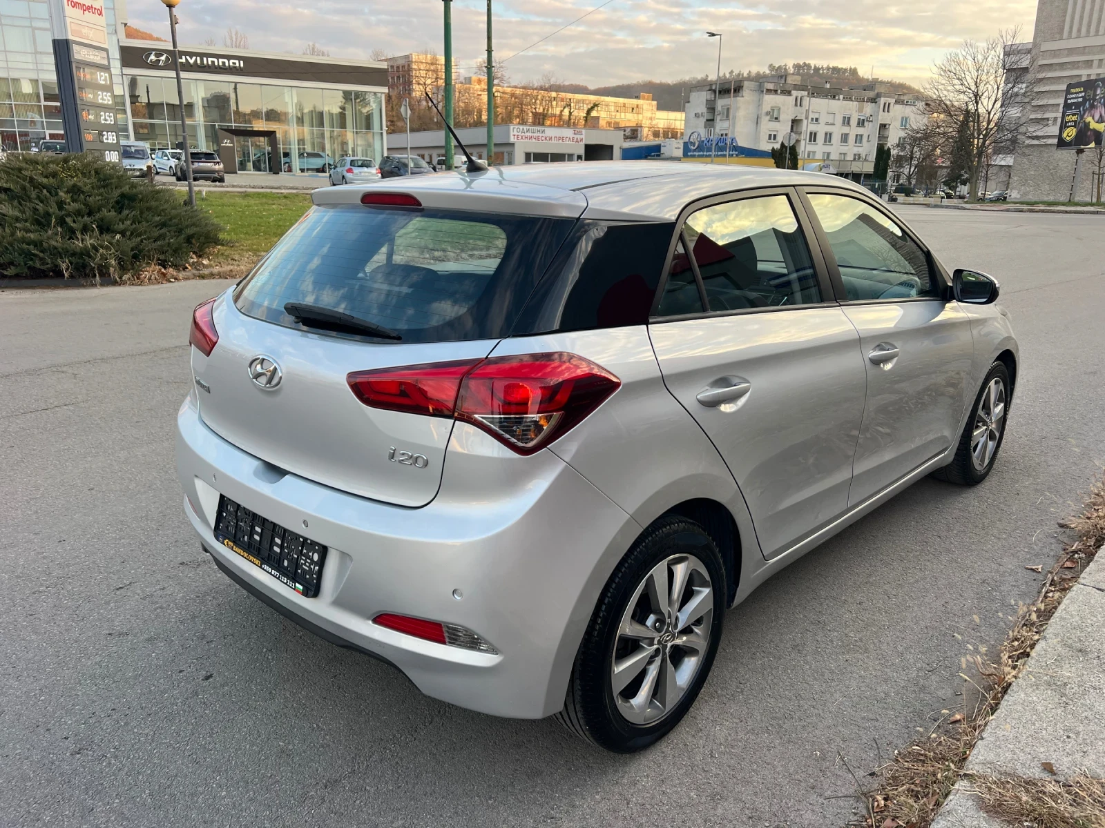 Hyundai I20 1.1CRDI/EURO6b - изображение 7