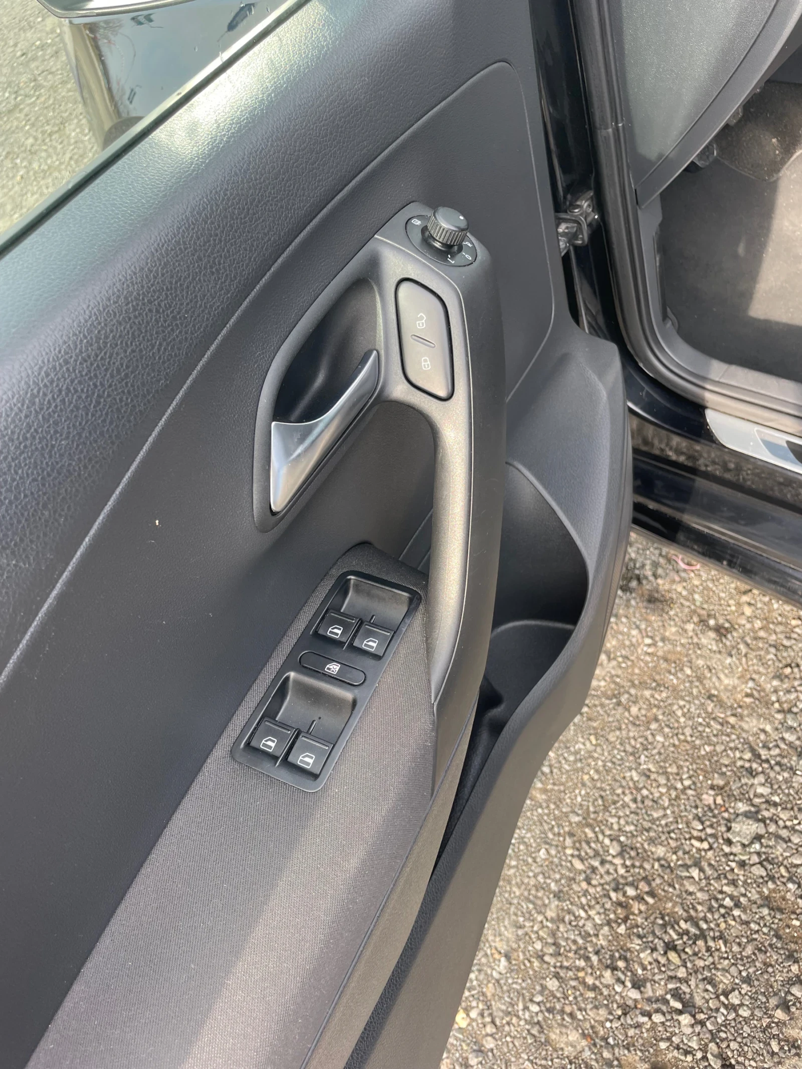 VW Polo 1.2i | Mobile.bg — изображение 13