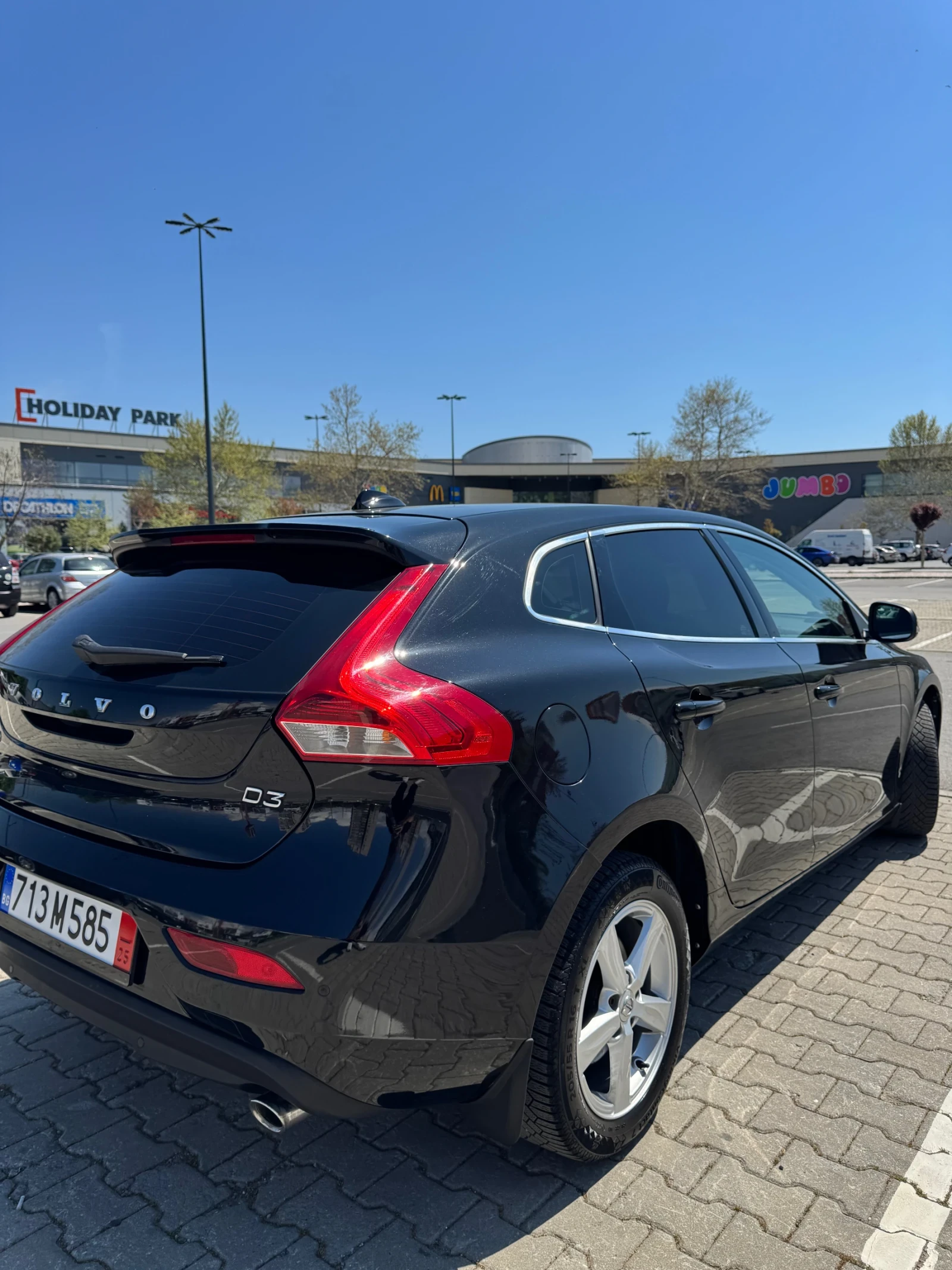Volvo V40 2.0 D3 150к.с - изображение 5