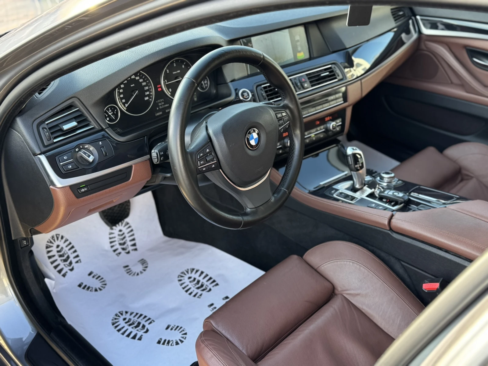 BMW 525 D* X-DRIVE* RECARO* ТОП СЪСТОЯНИЕ* ЛИЗИНГ*  - изображение 9