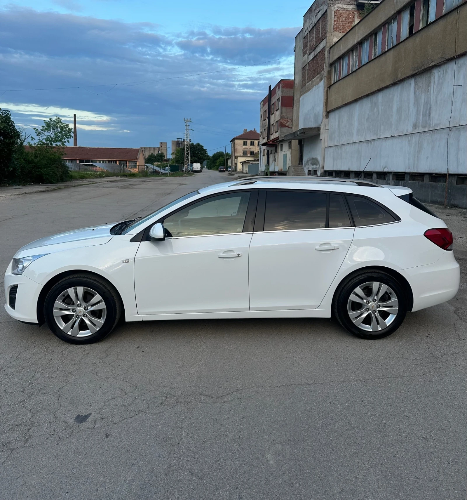 Chevrolet Cruze 2.0d / Italy  - изображение 2
